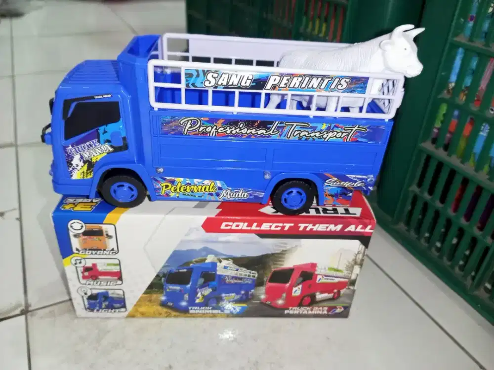 Mainan Anak Truk isi sapi batre
