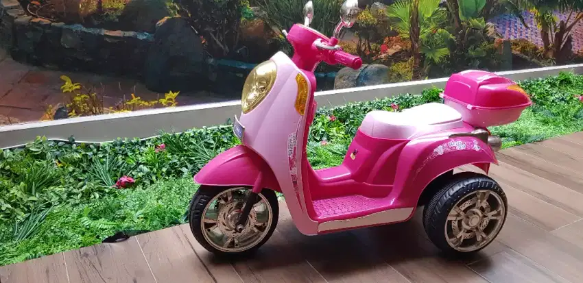 Dijual Mainan Scooter Listrik Anak