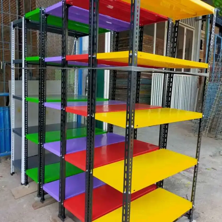 Rak besi susun serbaguna