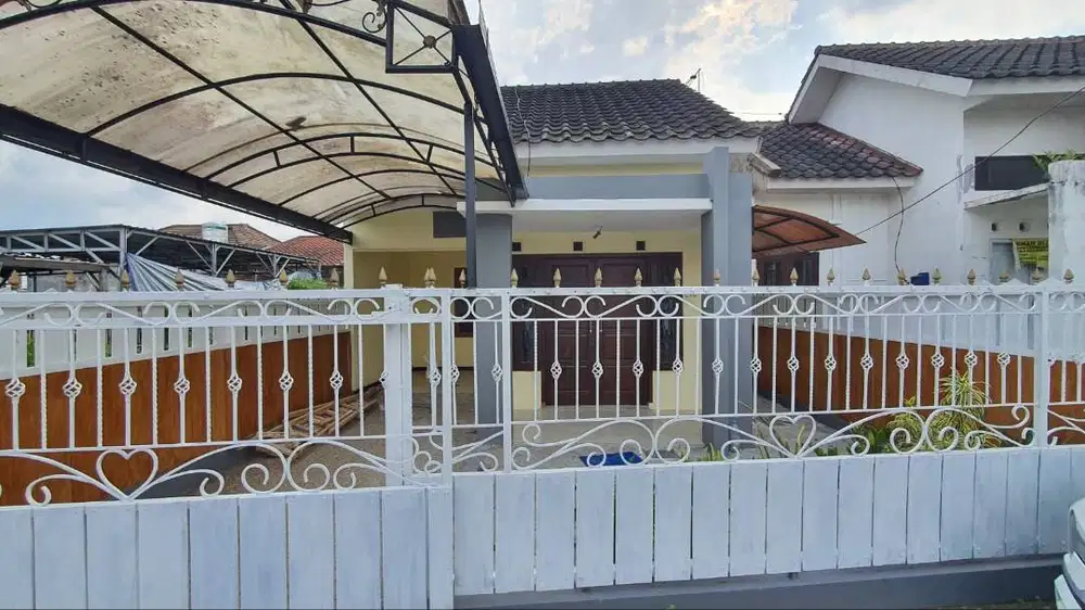 Disewakan rumah Chandra Kirana Regency