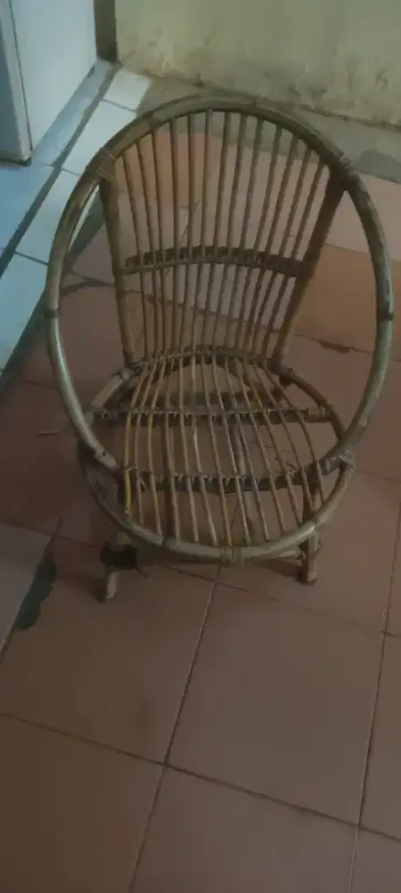 Kursi rotan jual apa adanya