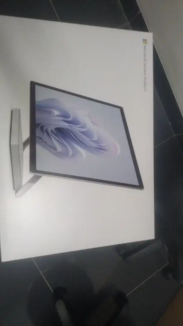 PC Microsoft surface studio 2+ all in one