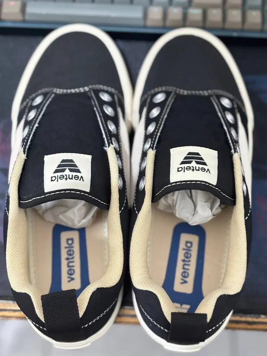 Sepatu Ventela Fat Boy Low Black Natural Original, Ukuran 42 (Bekas)
