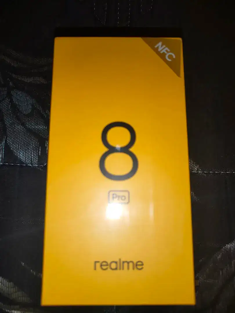 Dijual Realme 8 pro 8/128 bekas