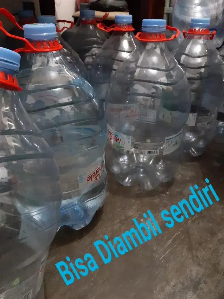 Galon le minerale bekas pake sendiri