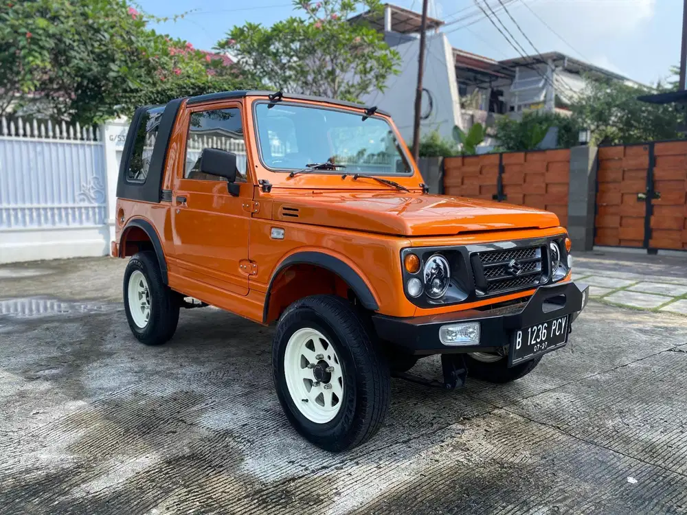 Suzuki Jimny Sierra SJ410Q Hardtop 1984 ORI