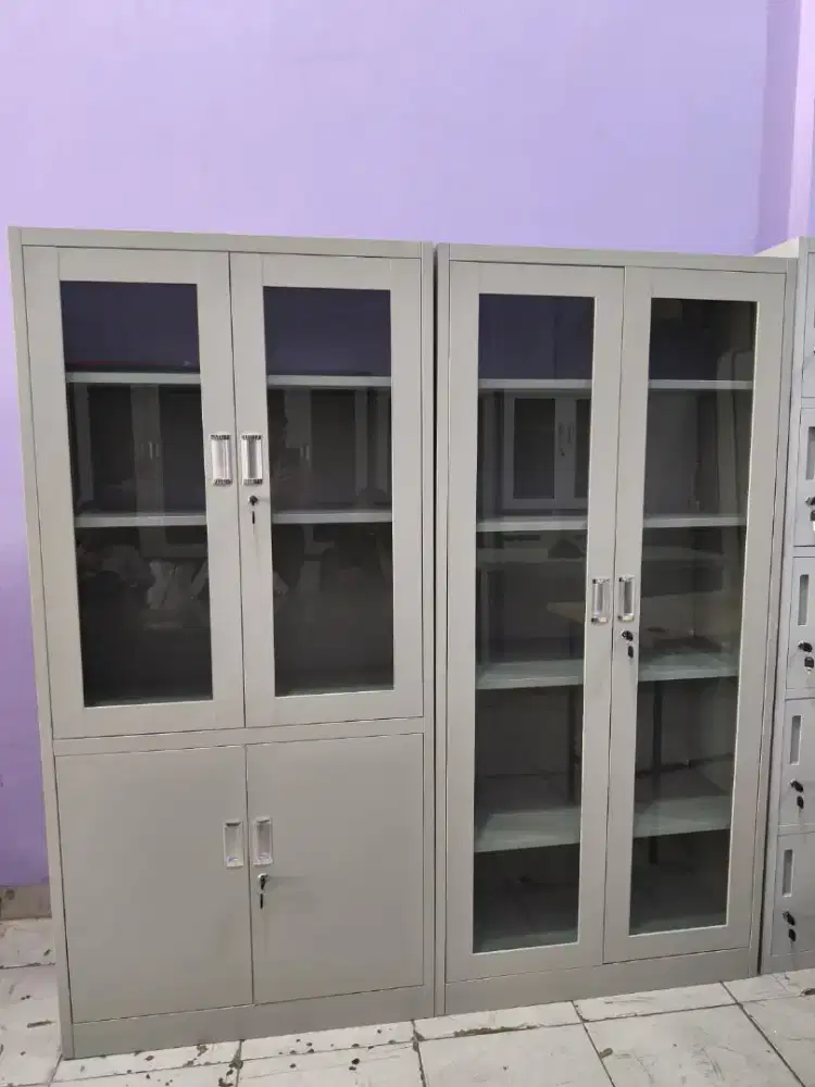 Lemari arsip kantoran plat besi