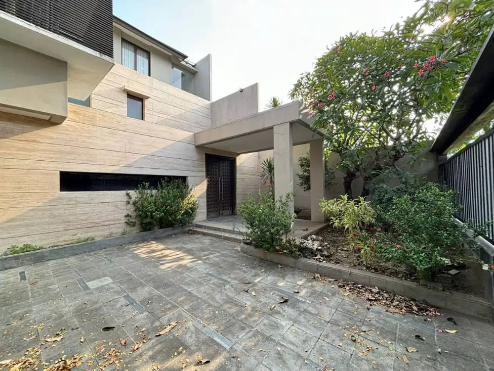 DIJUAL RUMAH DI CITRALAND UTAMA MAIN ROAD SURABAYA