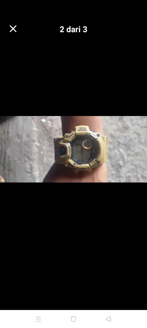 Jam tangan Q&Q digital
