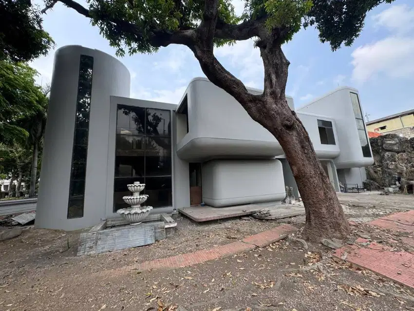DIJUAL BANGUNAN KOMERSIAL AREA DI SURABAYA PUSAT RAYA DARMO