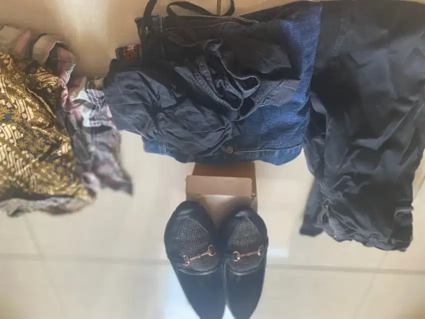 Sepatu dan sandal pria
