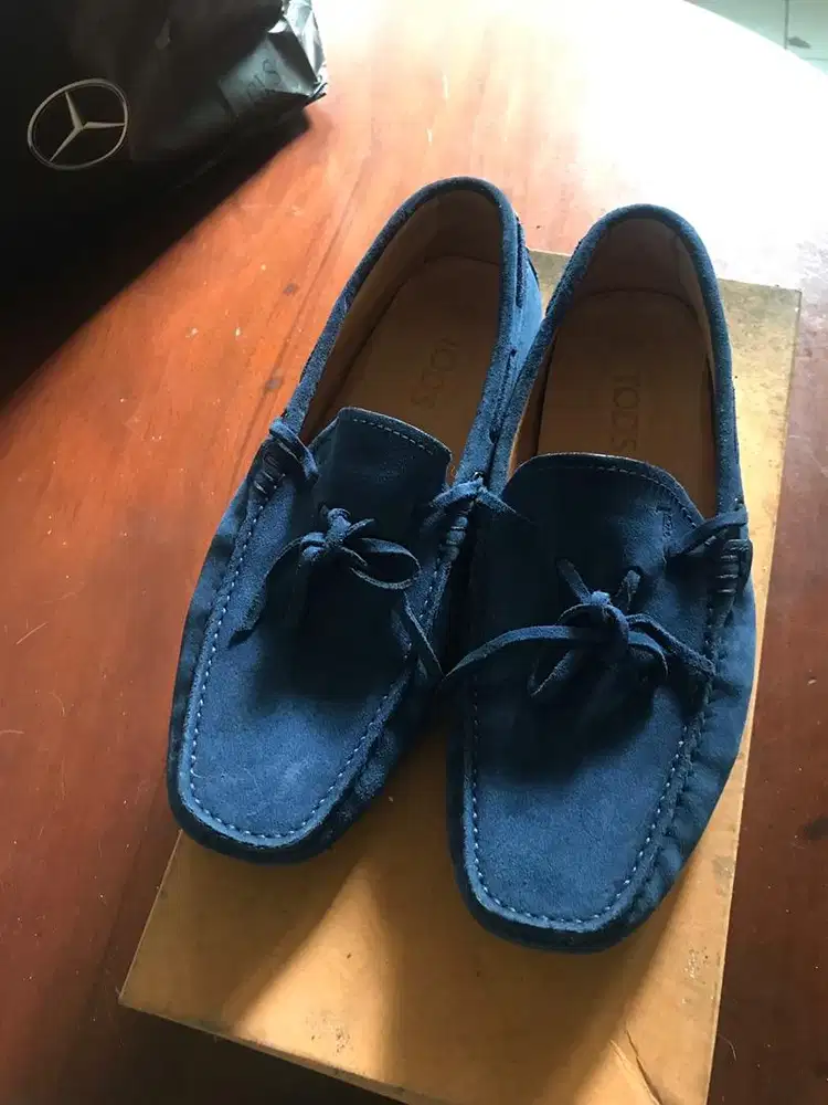 tods sepatu pria