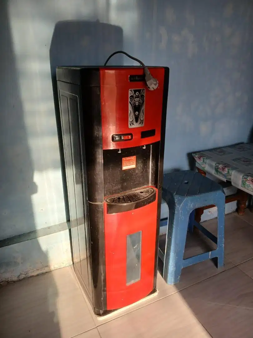Dispenser galon bawah Miyako minus