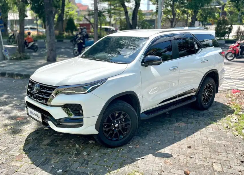 TOYOTA FORTUNER 2.8 VRZ GR SPORT MATIC 2023