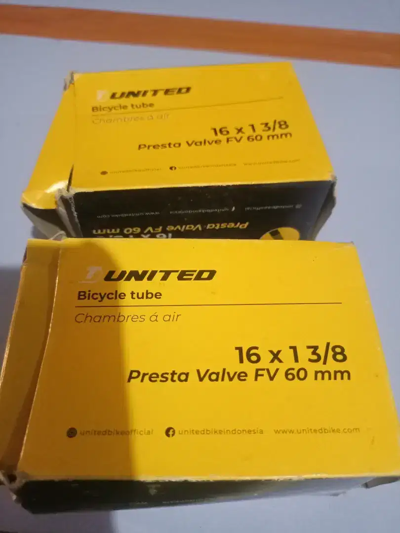 Ban dalam sepeda United ukuran 16 x 1 3/8