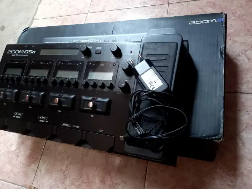 Efek Gitar ZOOM G5N