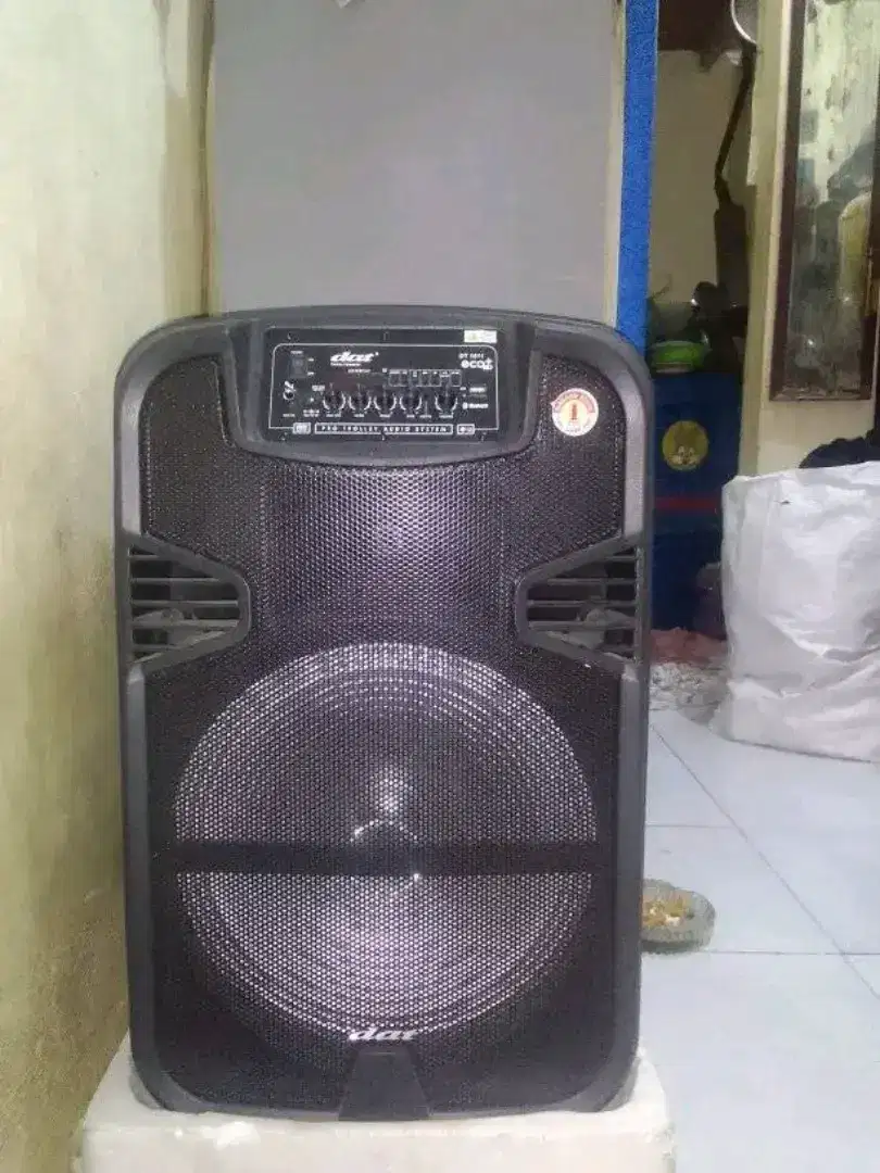 Speaker aktif bluetooth merk dat