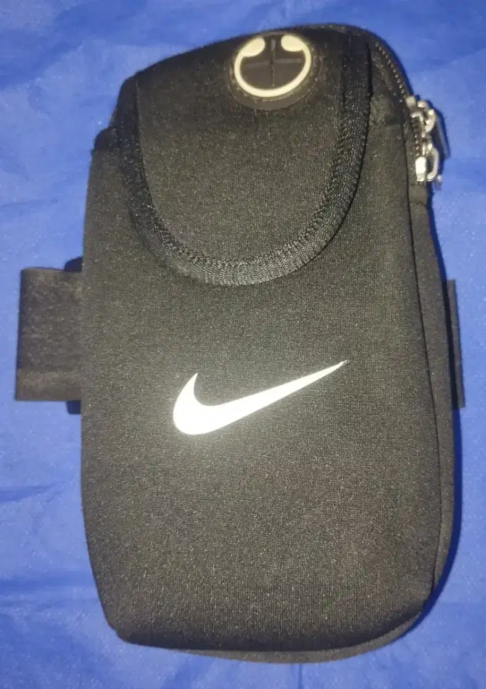 Nike tas kecil hitam