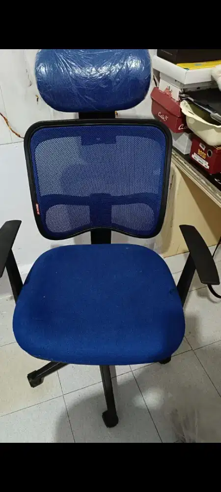 kursi kerja/kantoran