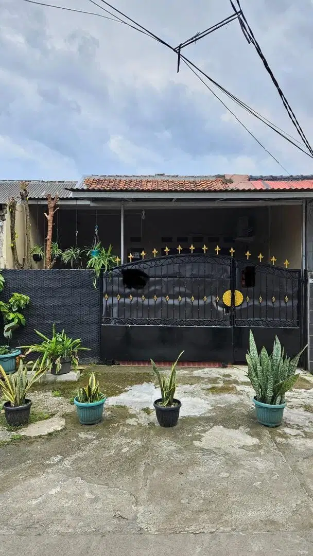 Dijual Murah dan Cepat Rumah dengan Furnish di Villa Mutiara Bogor