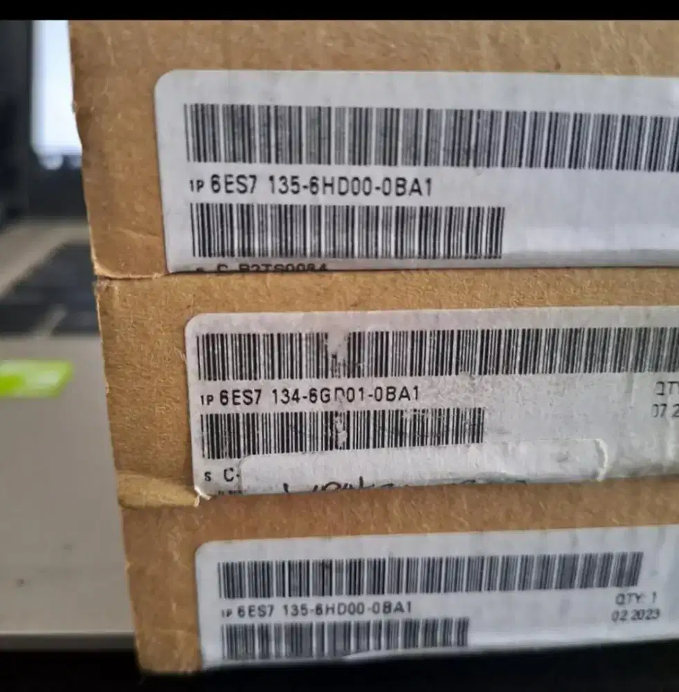 Siemens  6ES7 135 6HD00 0BA1