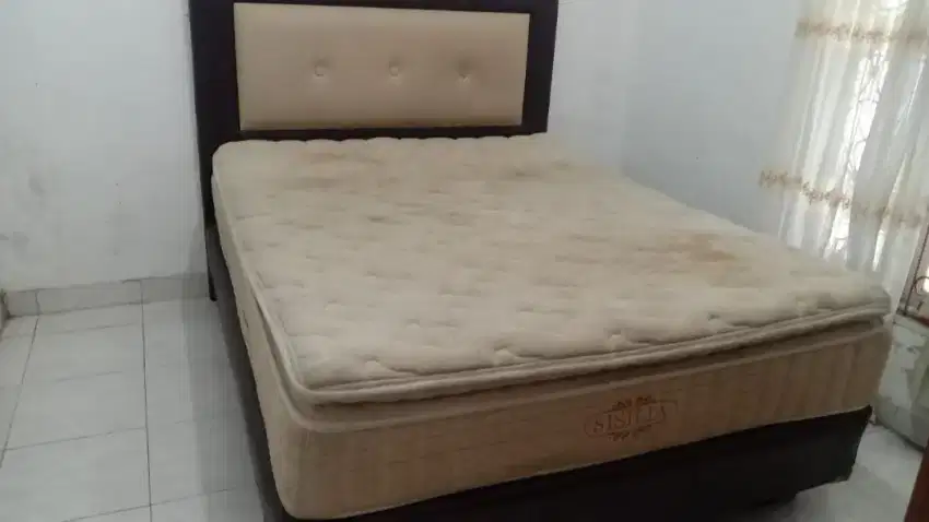 JUAL DIPAN + SPRINGBED SANGAT TERAWAT