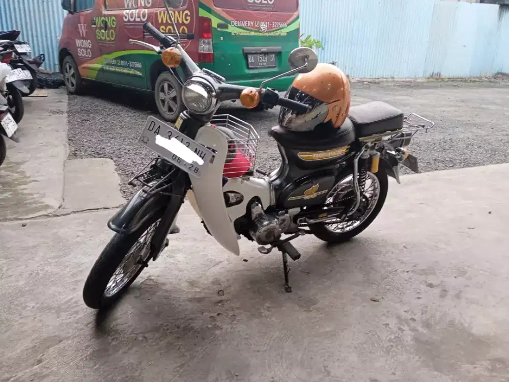 Di jual cepat motir antik