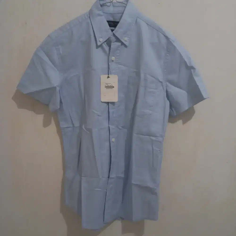 Kemeja Executive Slim Fit