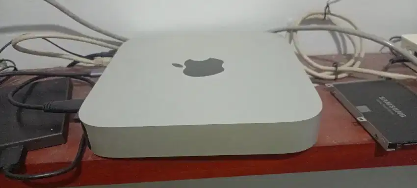 Bu mac mini m2 8/256 macos not macbook not imac
