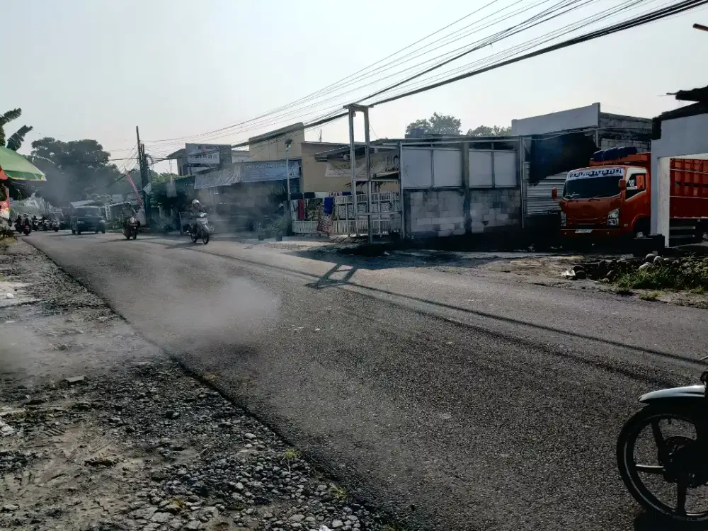 Disewakan tanah jl raya Purwomartani Kalasan cocok resto,bengkel dll