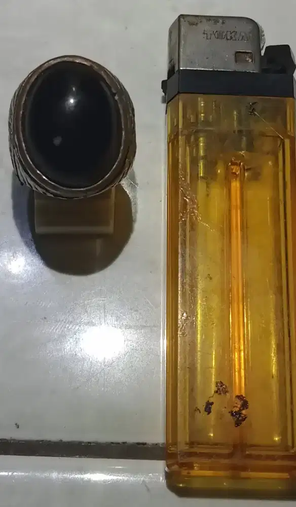 Batu cincin kecubung tanah