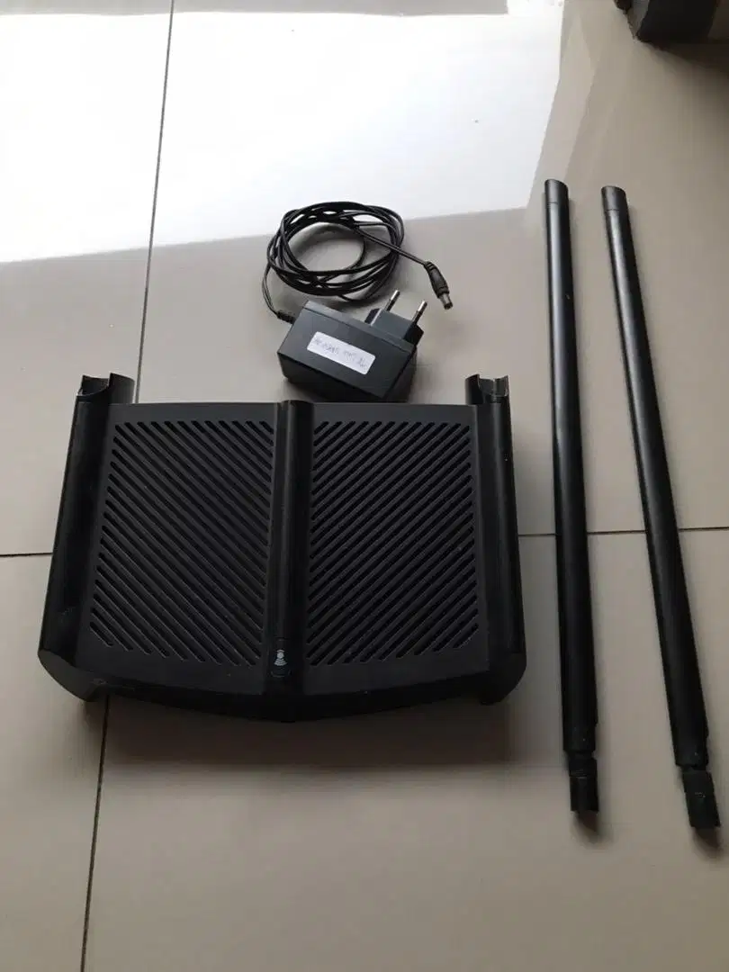 DIJUAL TP-LINK ROUTER WIFI EXTENDER REPEATER TL-WR841HP NORMAL