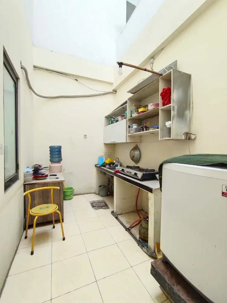 Rumah kost Dijual Cepat di Sunter