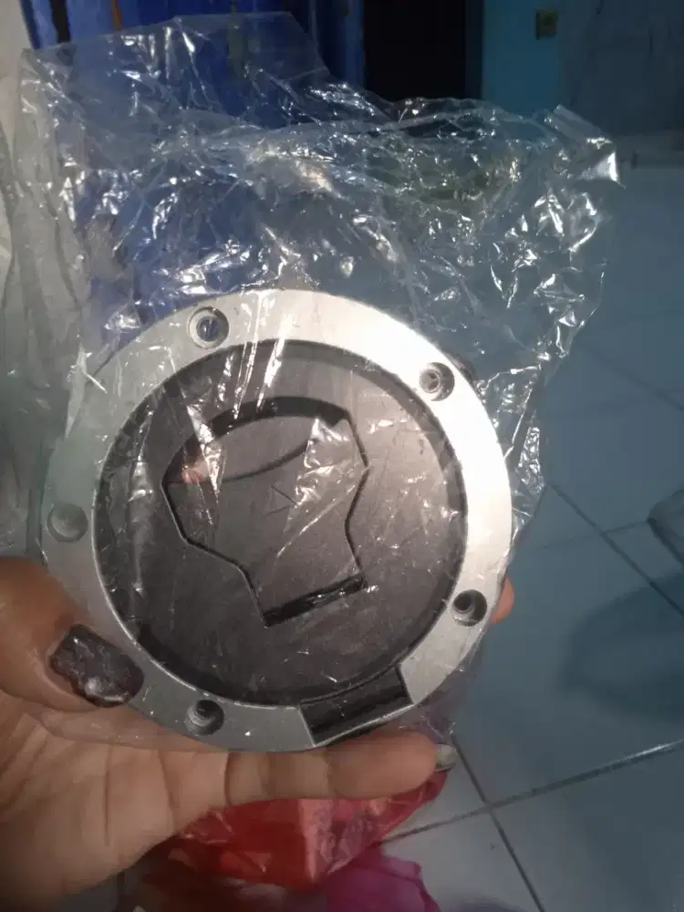 Tutup tangki bensin CB150
