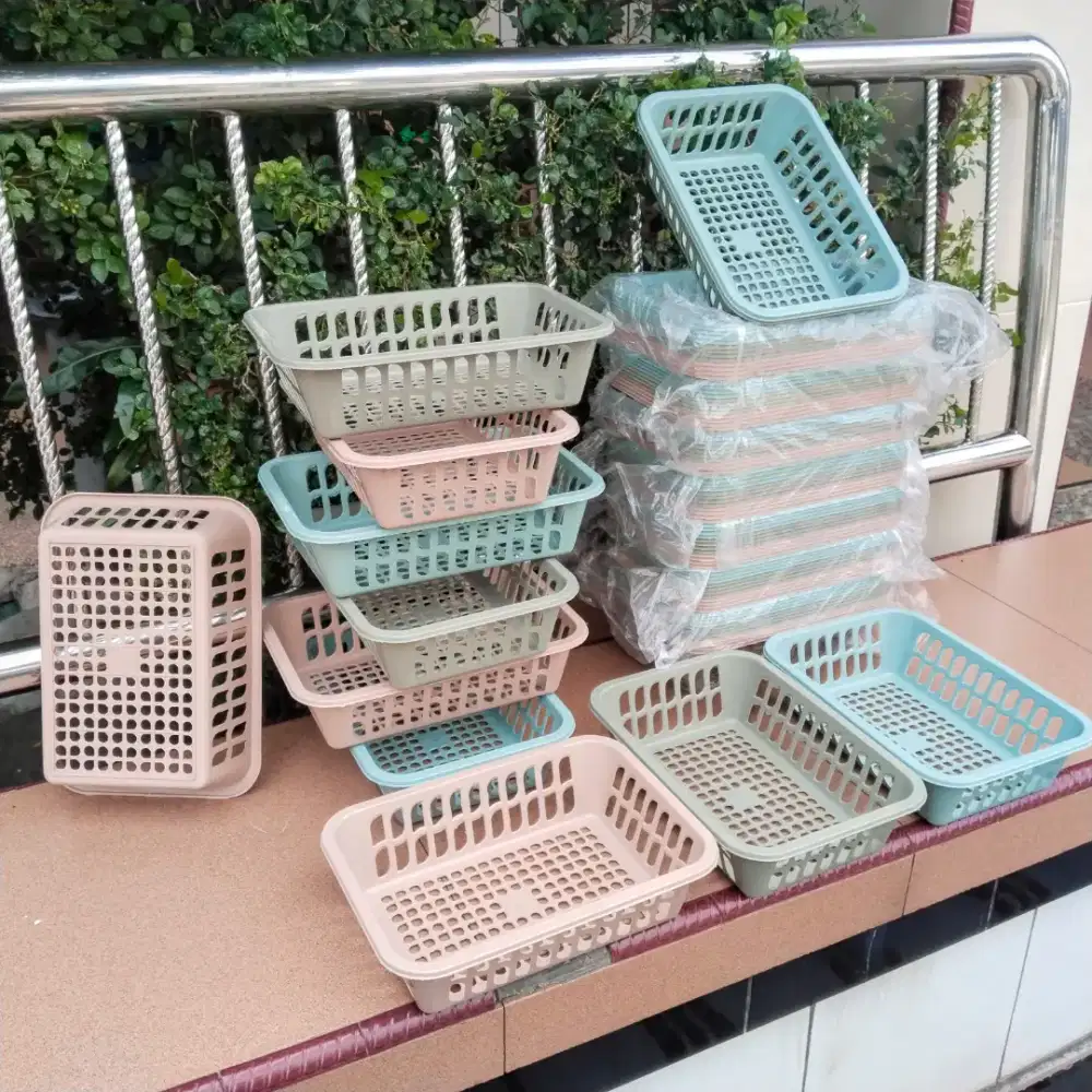 24 Pcs Keranjang Plastik Serbaguna 28x20x7,5 Cm