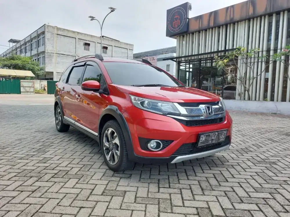 HONDA BR-V E PRESTIGE A/T 2016 ORANGE