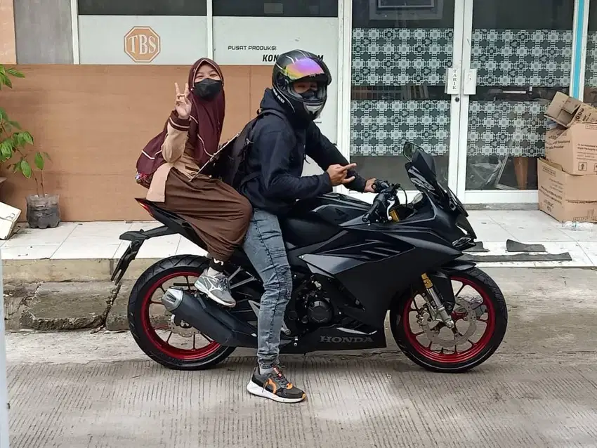 CBR150 CBS matte black 2021