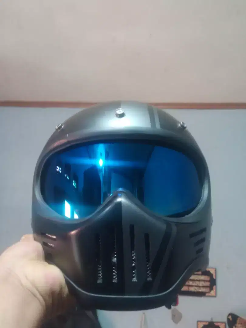 Helm custom m30