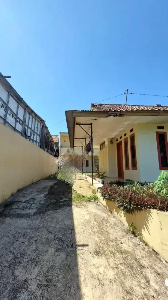 JUAL RUMAH KOST 10 KT DEKAT KAMPUS UNPAD & ITB JATINANGOR BANDUNG
