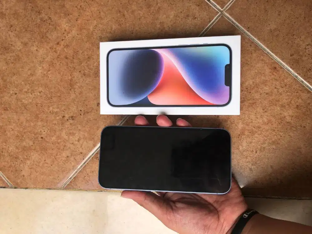 SEDANG CARI IPHONE BEKAS SERI 12 KEATAS