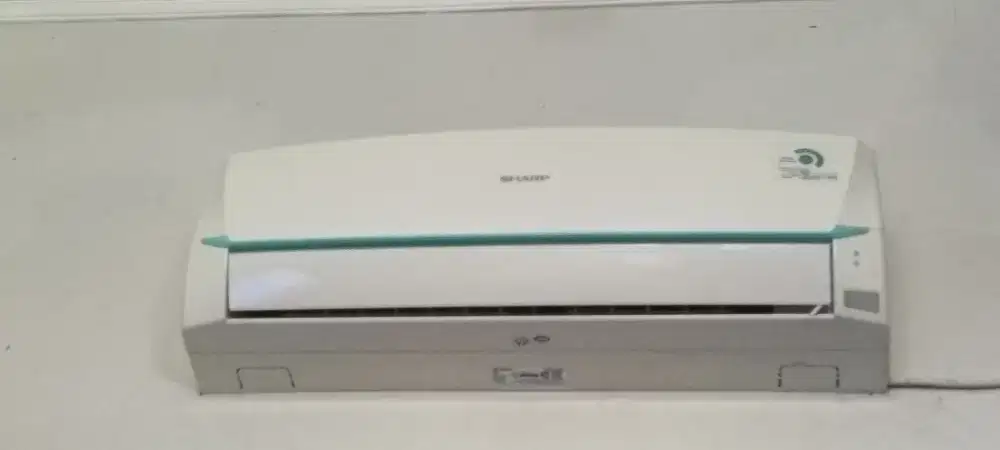 Dijual AC Sharf 1 PK
