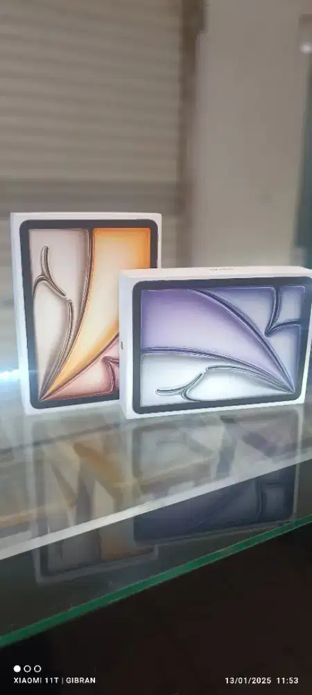 Ipad AiR 7 M3 128GB wifi only garansi 1 tahun bisa TT