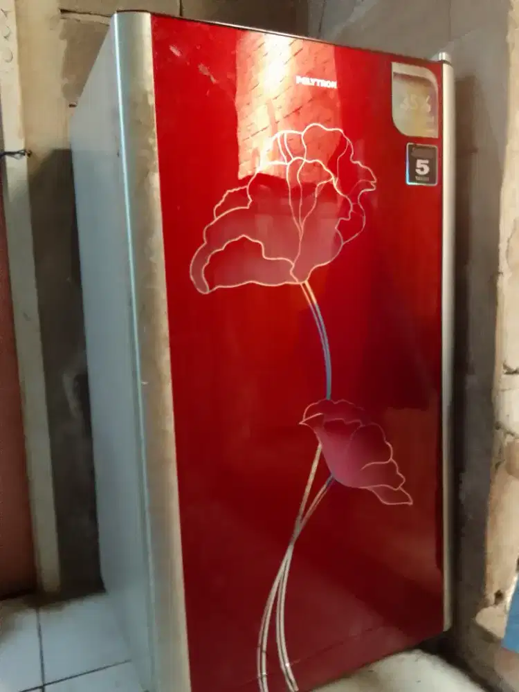 Kulkas mesin compressor bagus, freon bocor