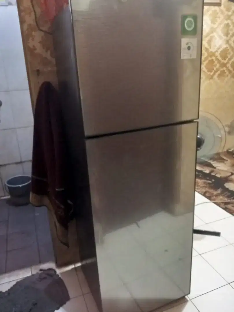 Jual bu kulkas sharp 2 pintu