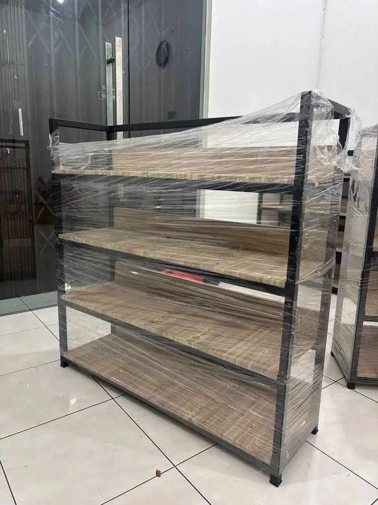 Rak partisi pajangan/rak display/rak sepatu/rak serbaguna