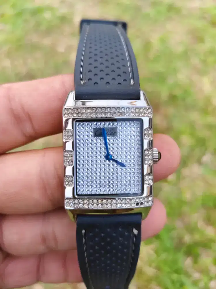 (Harga Net) Jual Murah Cartier Ref 8289007 Quartz Japan - Preloved