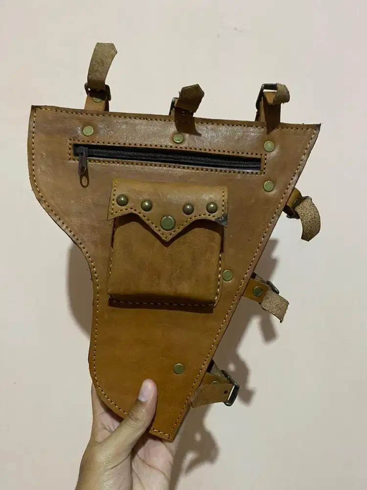 Tas Pistol Kulit sepeda onthel