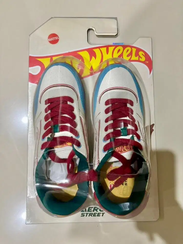 Aerostreet x HotWheels