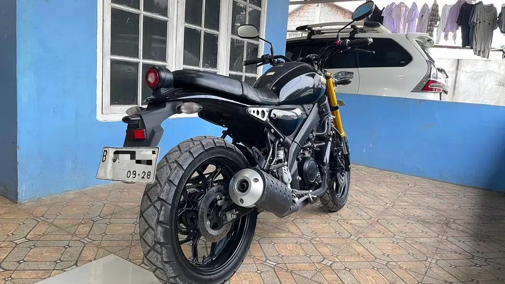 YAMAHA XSR 155 LIKE NEW