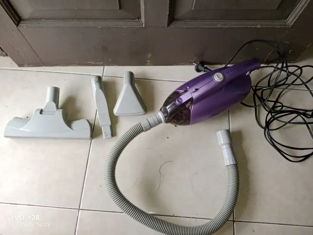 Sayota Handy Vacuum Cleaner, specifically model SV-809.